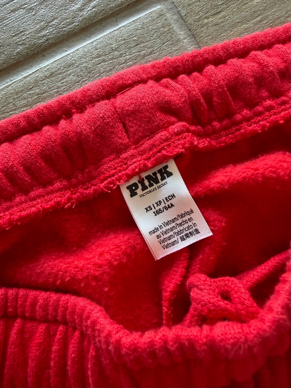 NWOT PINK Victoria's Secret Red Womens Sweatpants - Picture 2 of 4